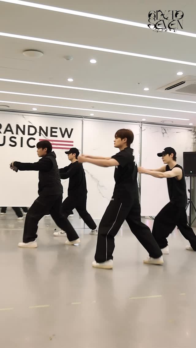 ab6ix_official 品牌动态