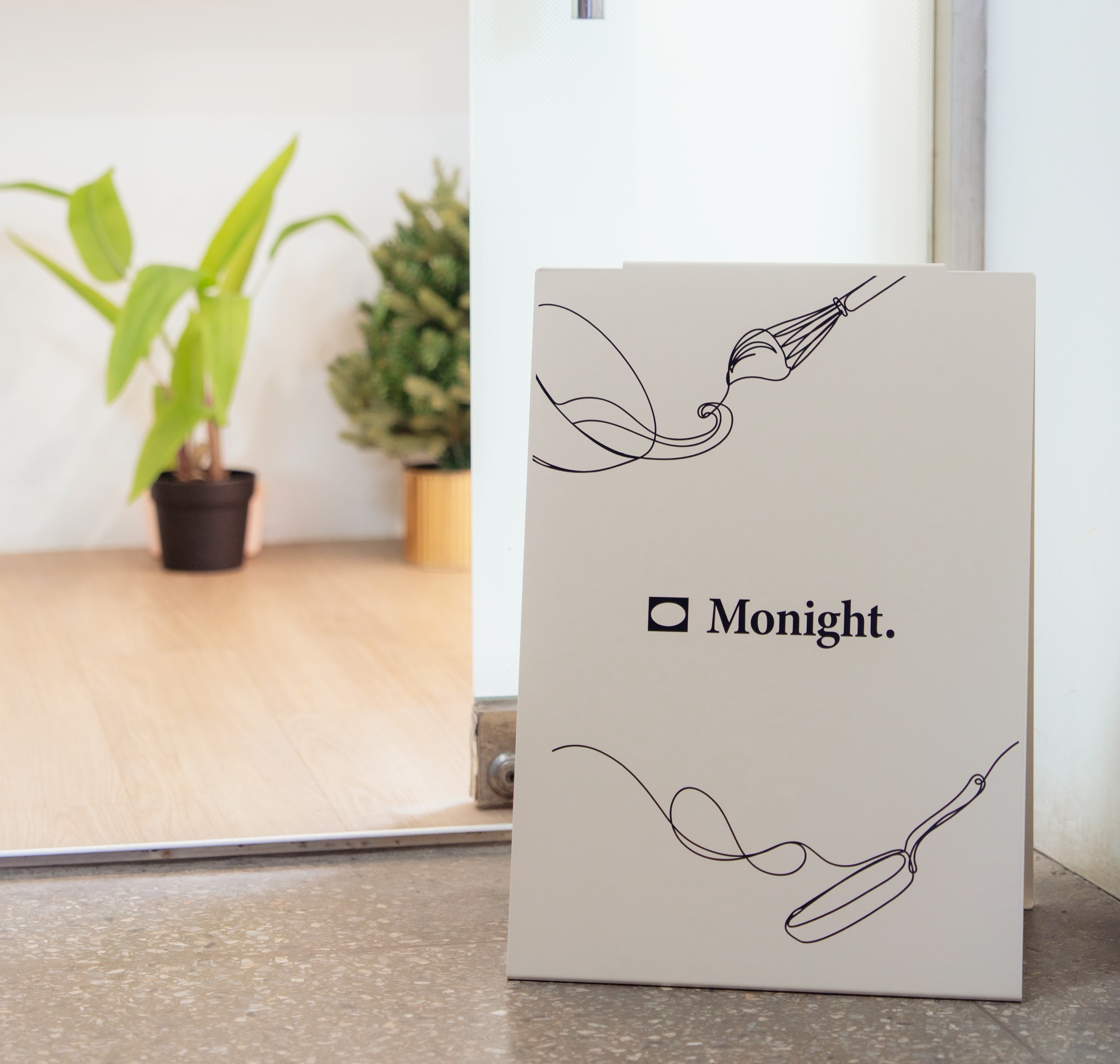 monight_official 品牌动态图片
