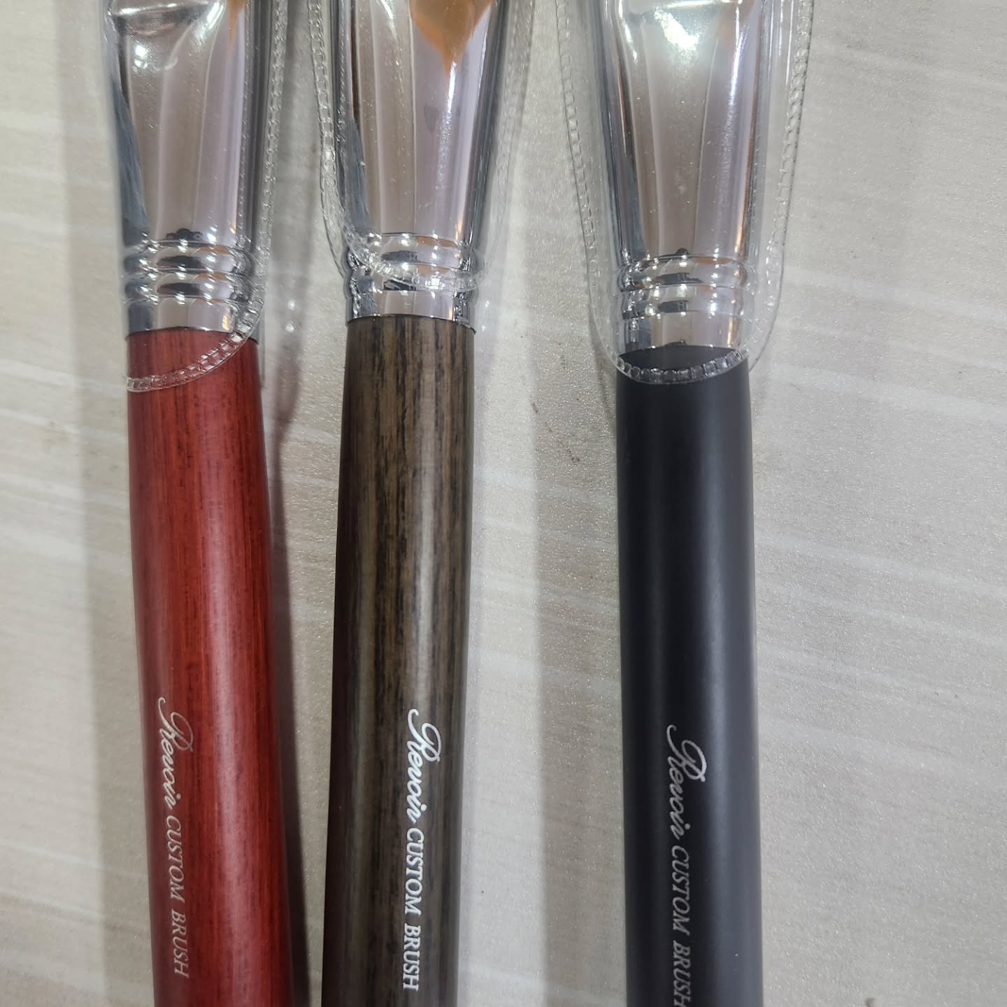 revoir_brush 品牌动态