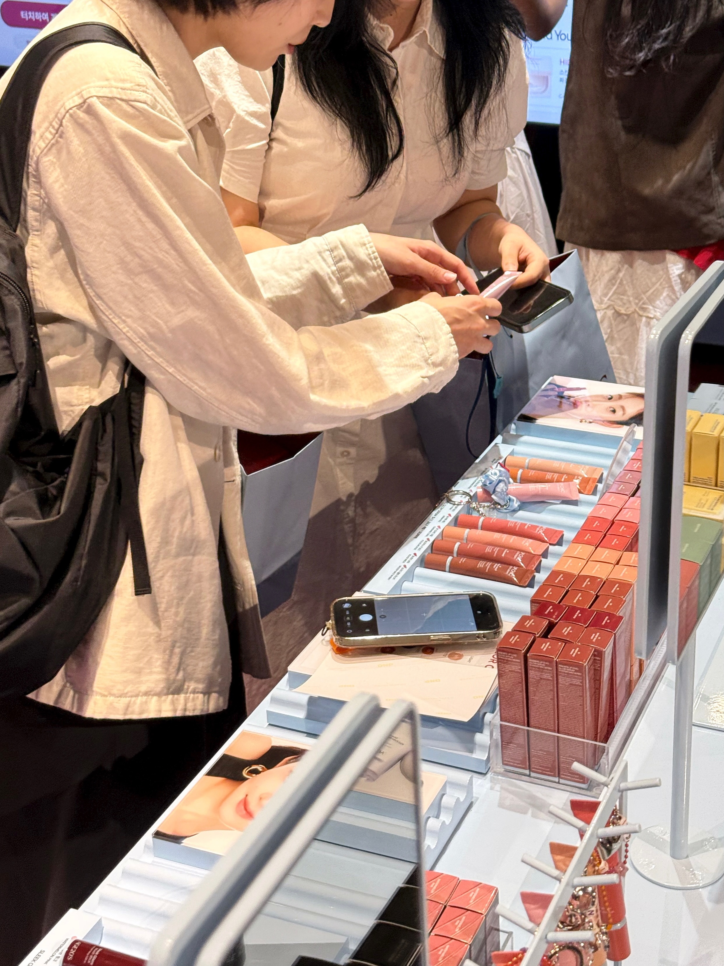 age20s_official 品牌动态图片