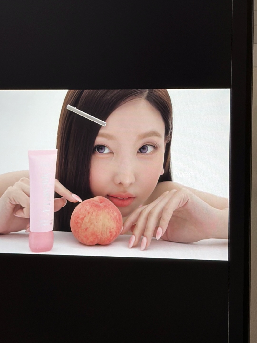 fwee_makeup 品牌动态图片
