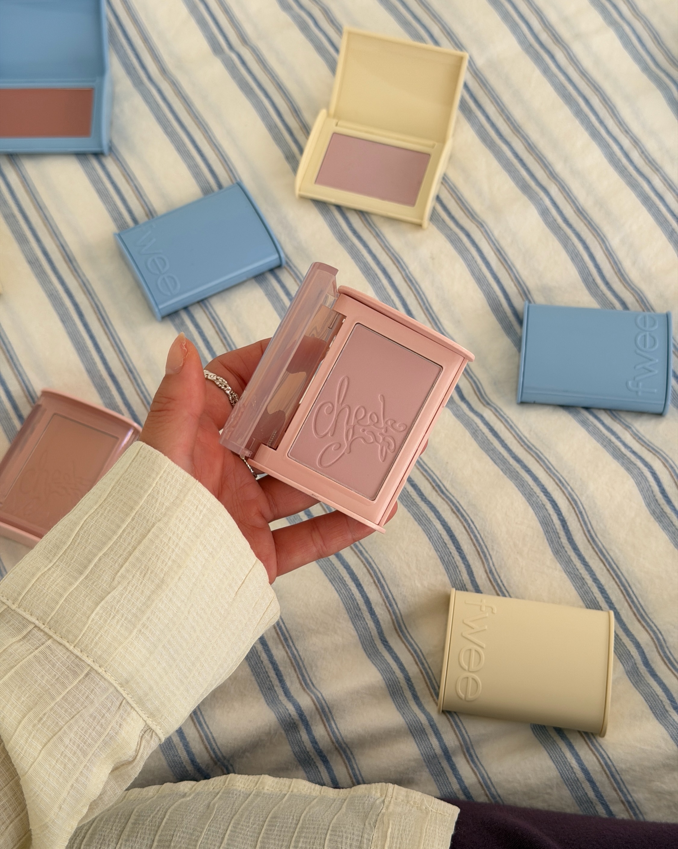 fwee_makeup 品牌动态图片