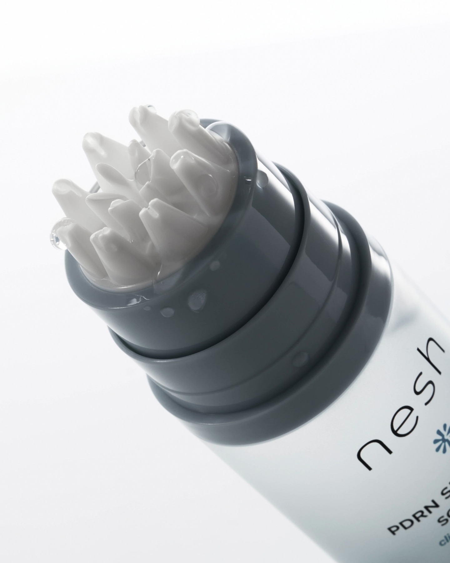 nesh.kr 品牌动态图片