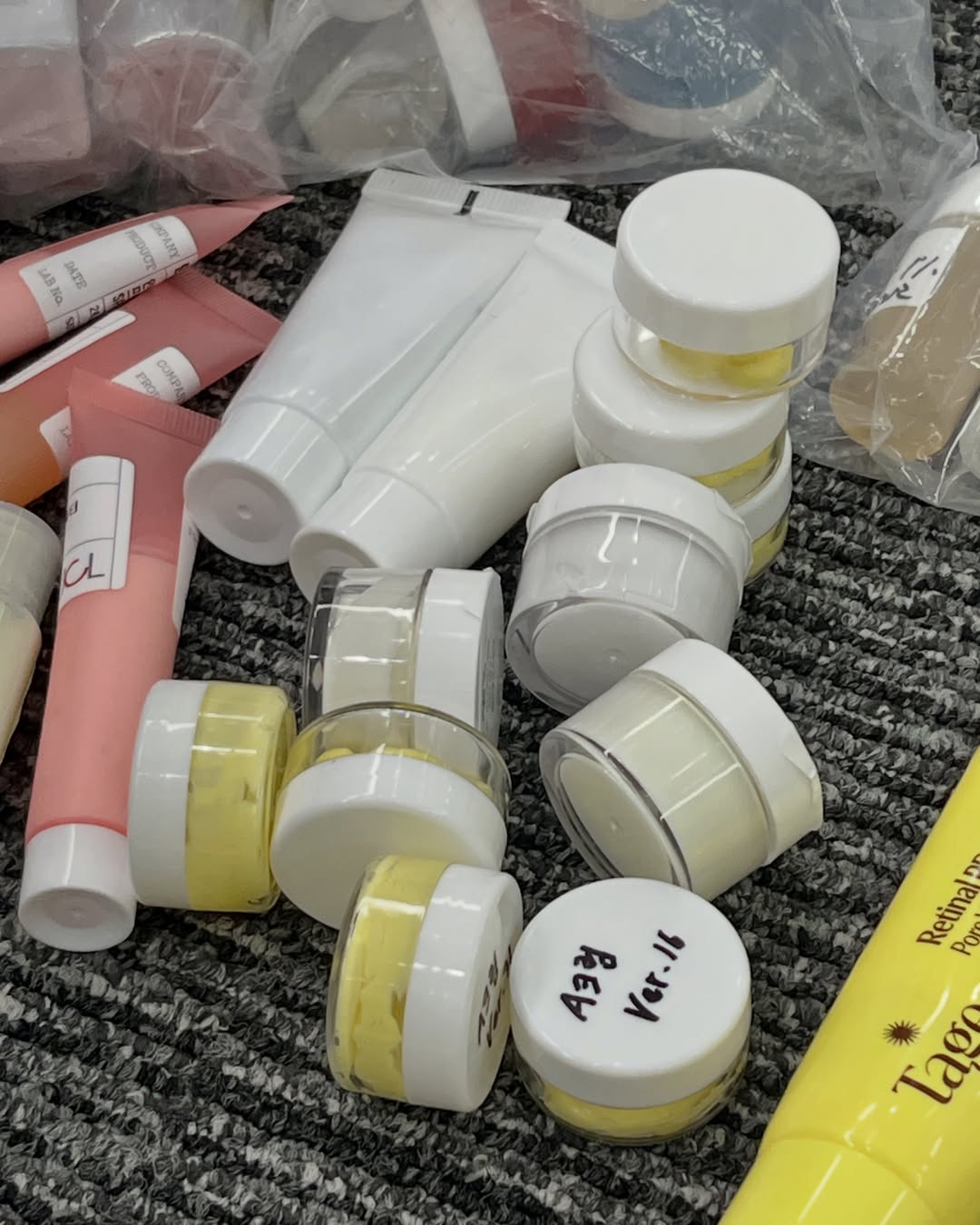 tage_global 品牌动态图片